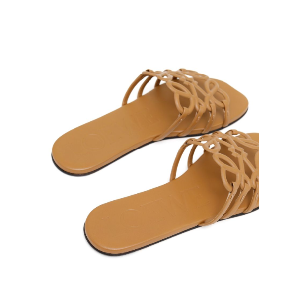 LOEWE　ペタル アナグラム スライド（ソフトカーフ）