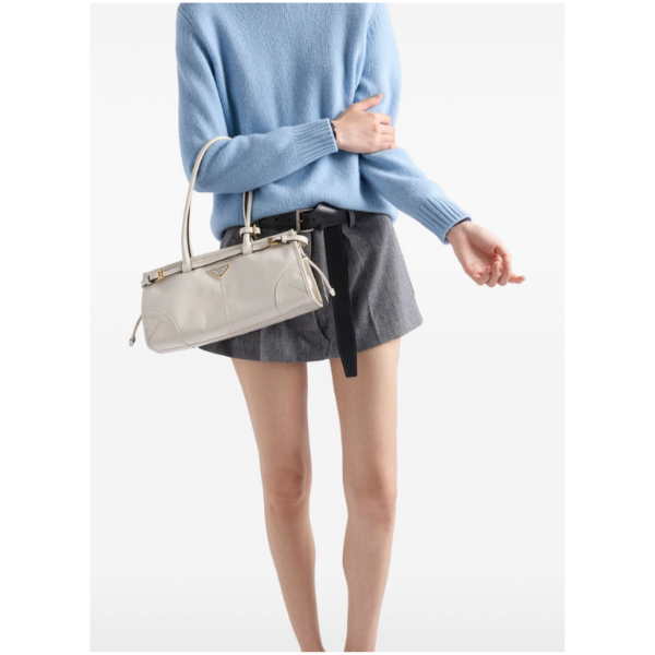 PRADA　ウール×カシミヤクルーネック　セーター