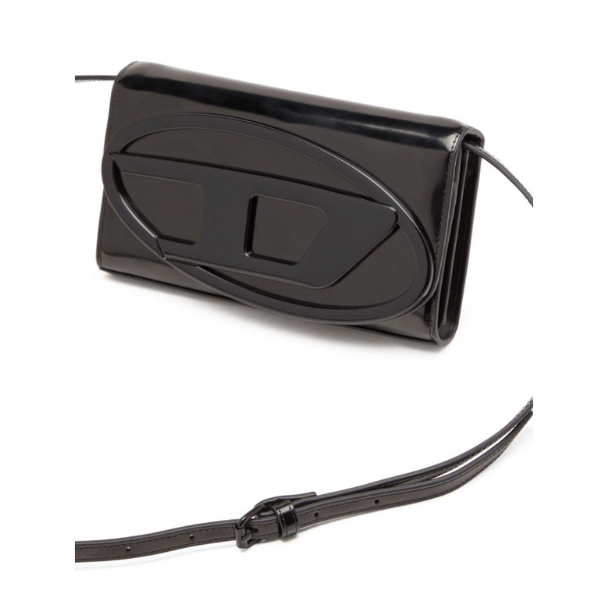 DIESEL　1dr wallet strap