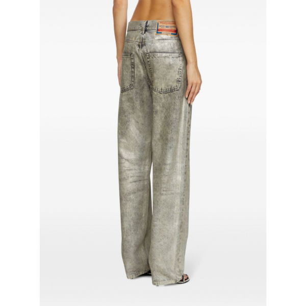 DIESEL　regular jeans 1988 d-ark 09l79