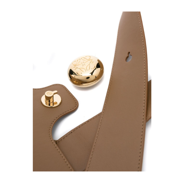 LOEWE　ペブル バケットバッグ ミディアム（スムースカーフ）