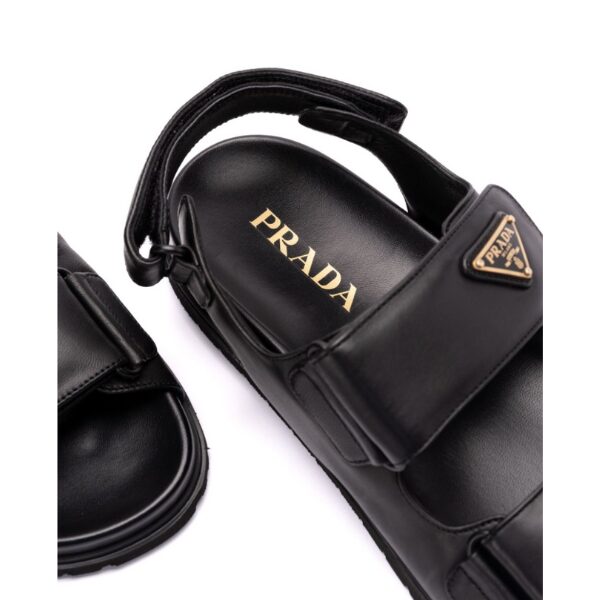 PRADA　ナッパレザーサンダル