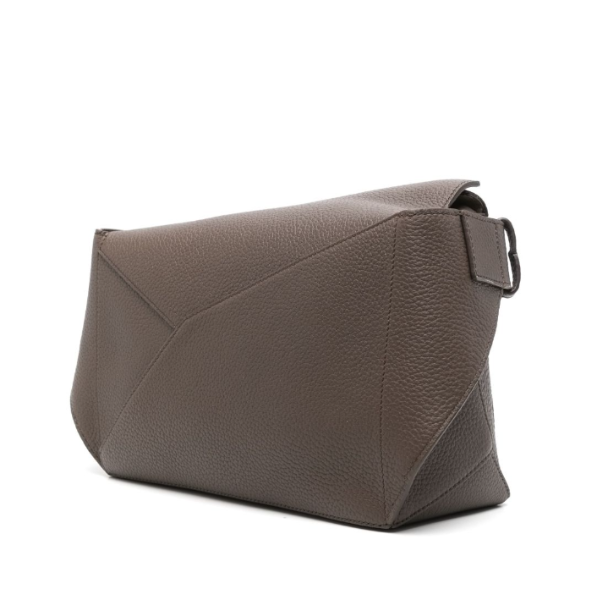 LOEWE パズル バムバッグ