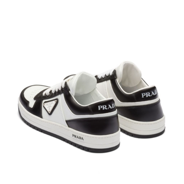 PRADA　ダウンタウン　レザースニーカー