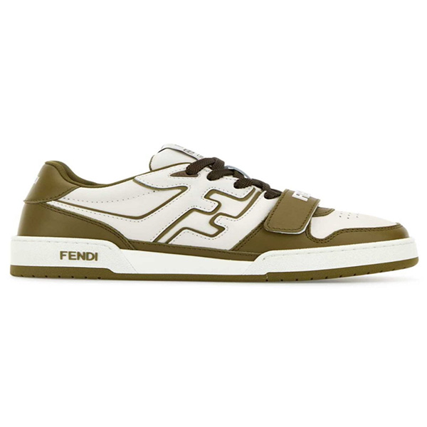 FENDI レザースニーカー