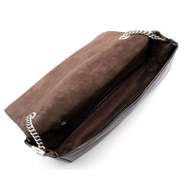 FENDI レザー バッグ