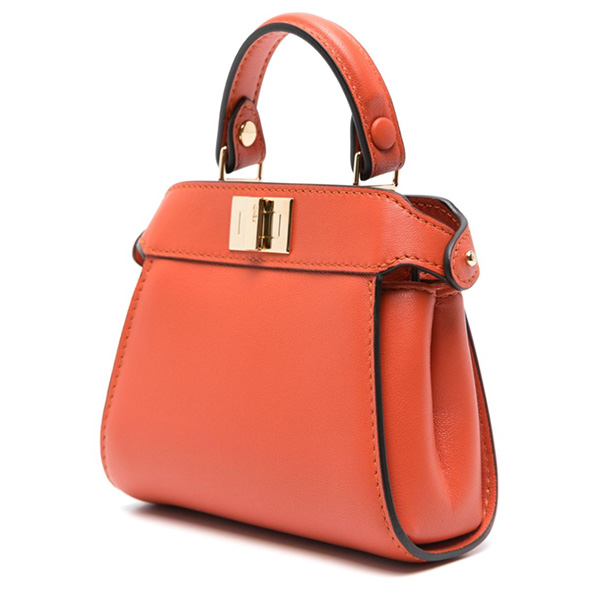 FENDI ナノピーカブー