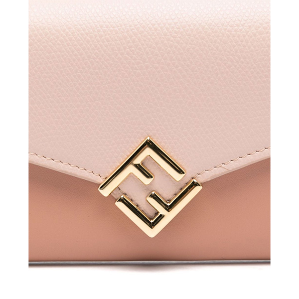 FENDI FFダイヤモンド チェーン付き 長財布