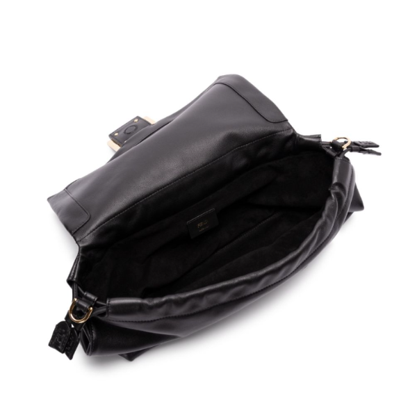 FENDI　国内完売　Mamma Baguette ラージ