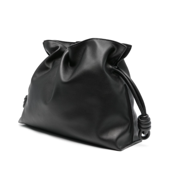 LOEWE　フラメンコクラッチ ミディアム（ナパカーフ）