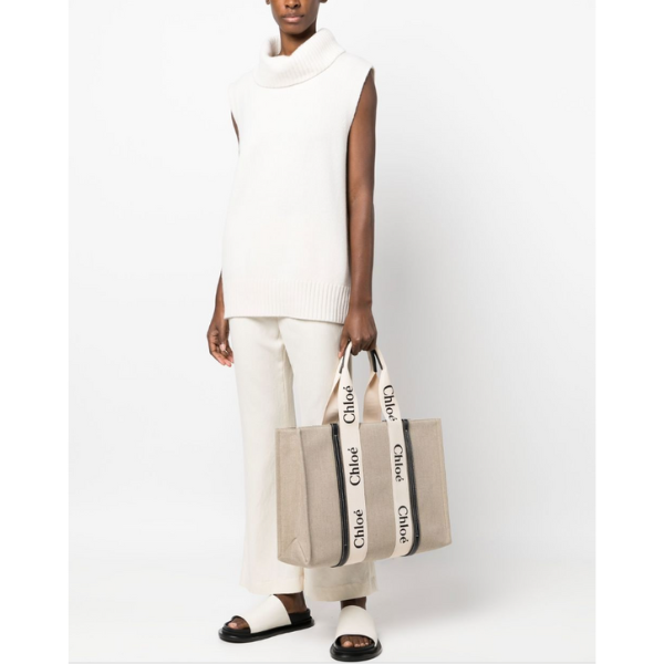CHLOÉ　リネン製Woodyラージトートバッグ