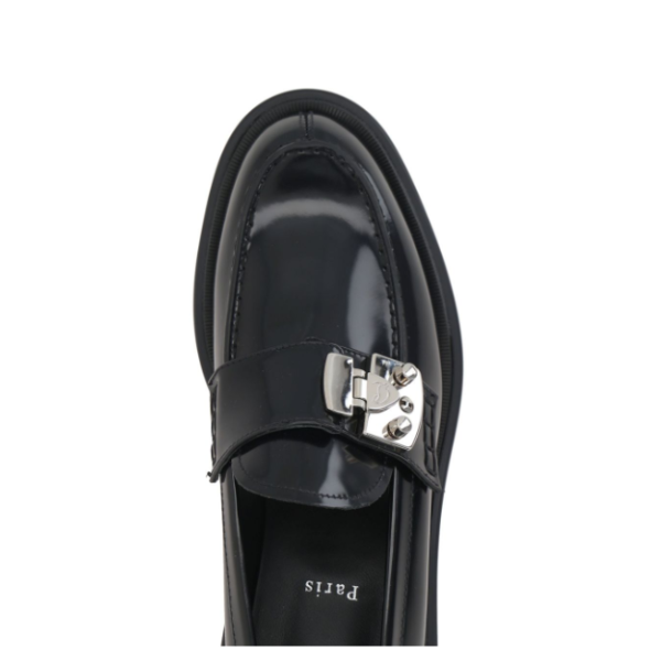 CHRISTIAN LOUBOUTIN　Urban Moc Lock ローファー – カーフレザー – ブラック