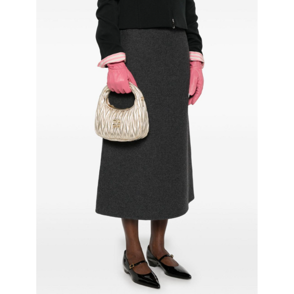 MIU MIU　ワンダー マテラッセレザー ホーボーバッグ