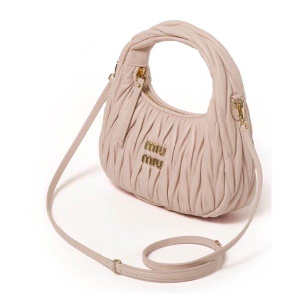 MIU MIU　ワンダー マテラッセレザー ホーボーバッグ