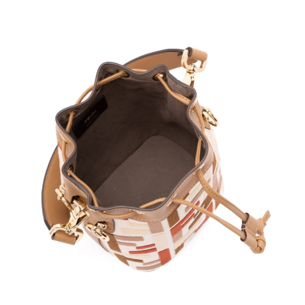 FENDI　モン　トレゾール