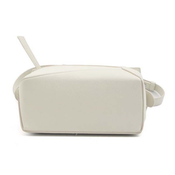 LOEWE　パズルバッグ スモール（ソフトグレインカーフ）
